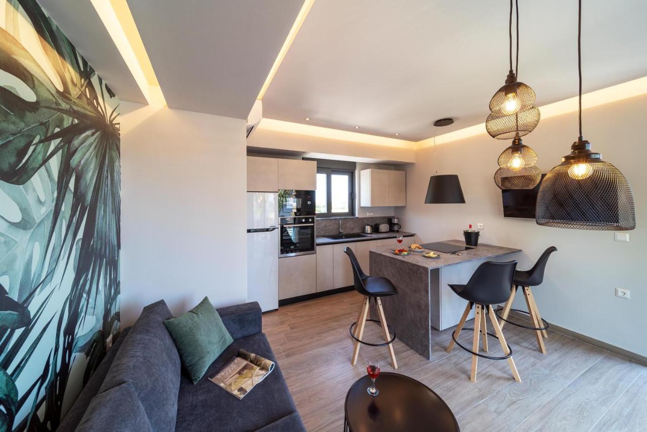 Palmeral Luxury Suites Kremastí Eksteriør bilde