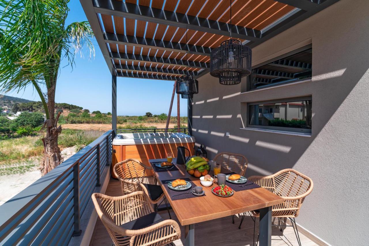 Palmeral Luxury Suites Kremastí Eksteriør bilde